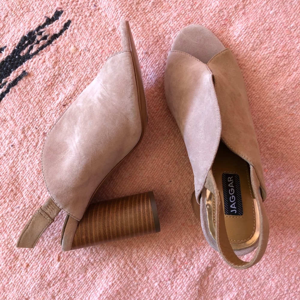 Jaggar Nude Suede Heeled Mules - Picture 2 of 3